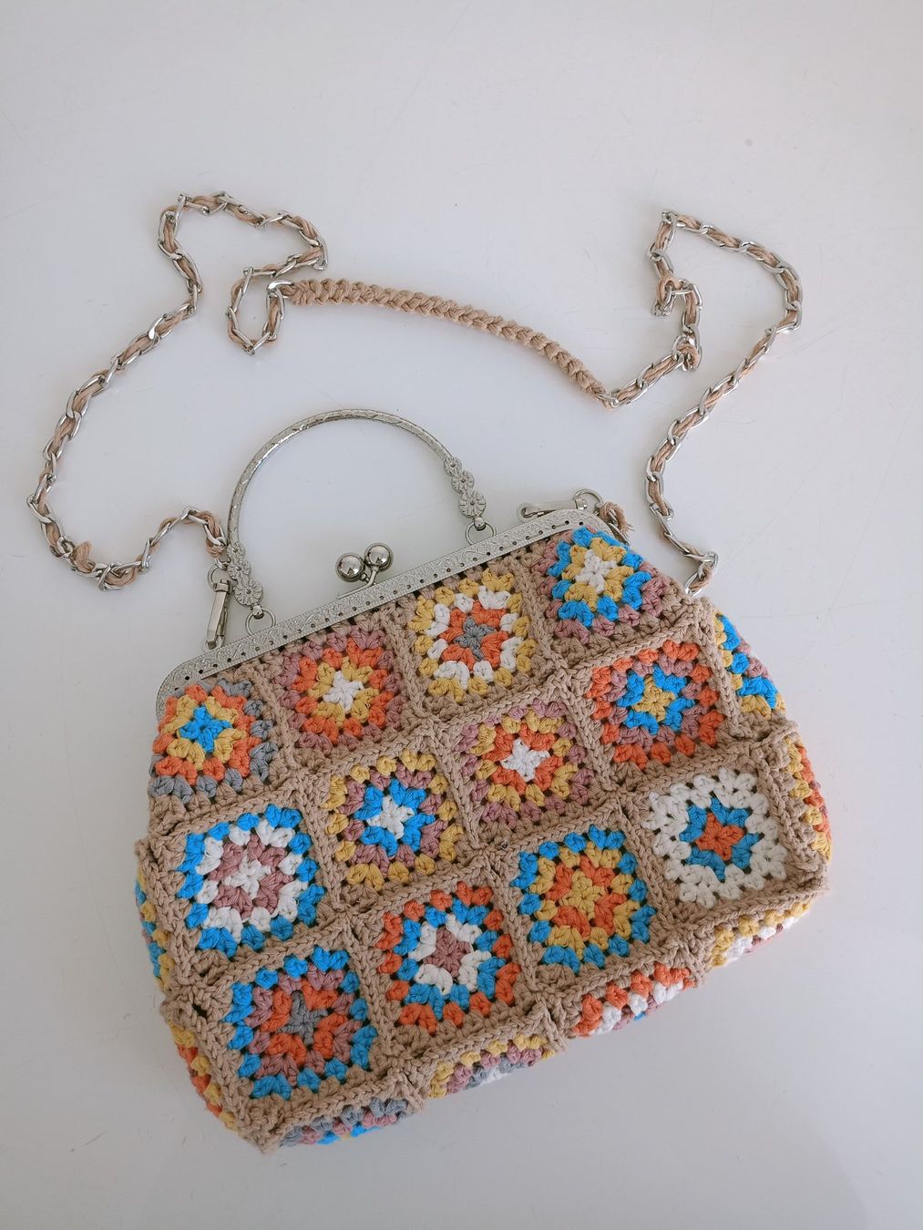 Borse da donna: Handgefertigte Häkeltasche – Nuovo (secondo la descrizione) da Kaltbrunn venduto da gurlukhandmade