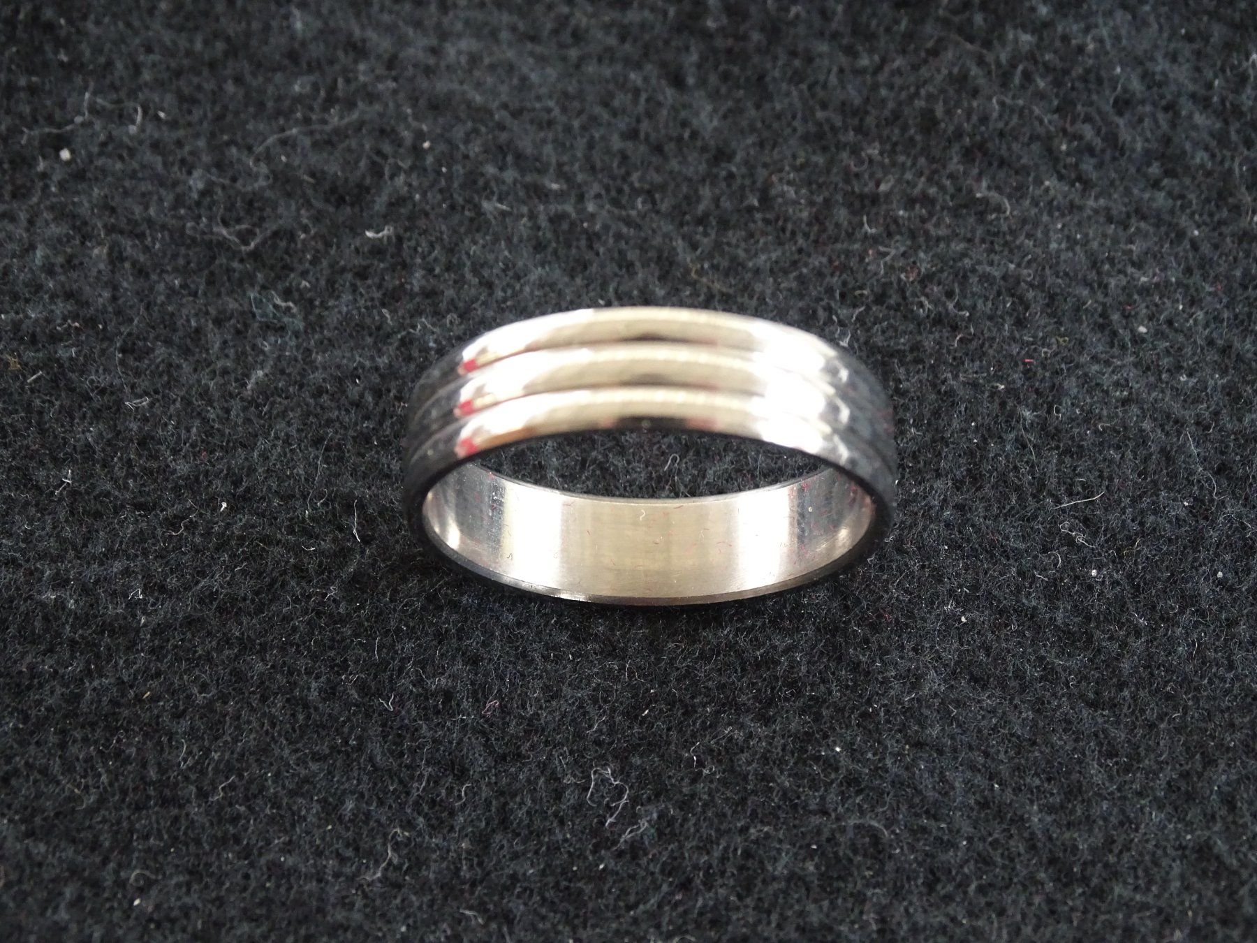 Ringe: Ring Edelstahl Stripe – Neu (gemäss Beschreibung) aus Obergerlafingen von STOGS