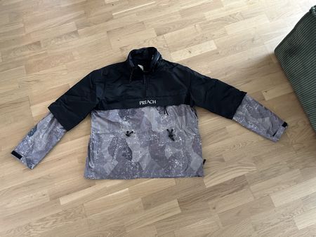 preach windbreaker (M)