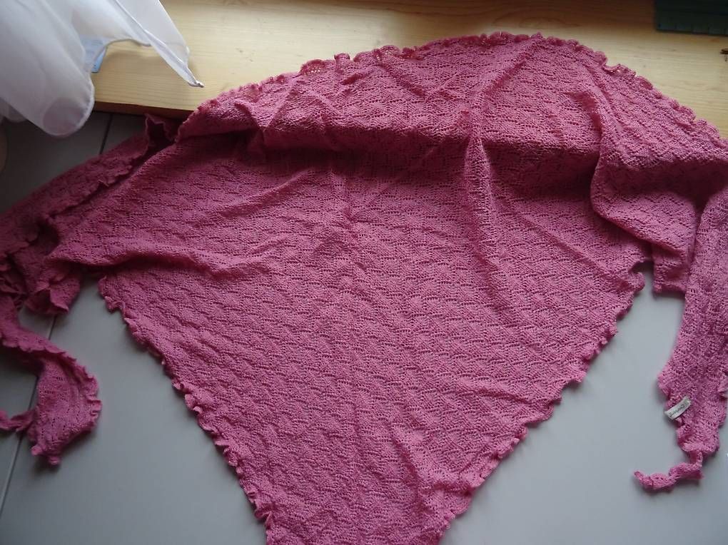 Deerberg Foulard & Sciarpe: Deerberg Jacquard Dreiecktuch – Usato da Niederbipp venduto da PiaZ01 1
