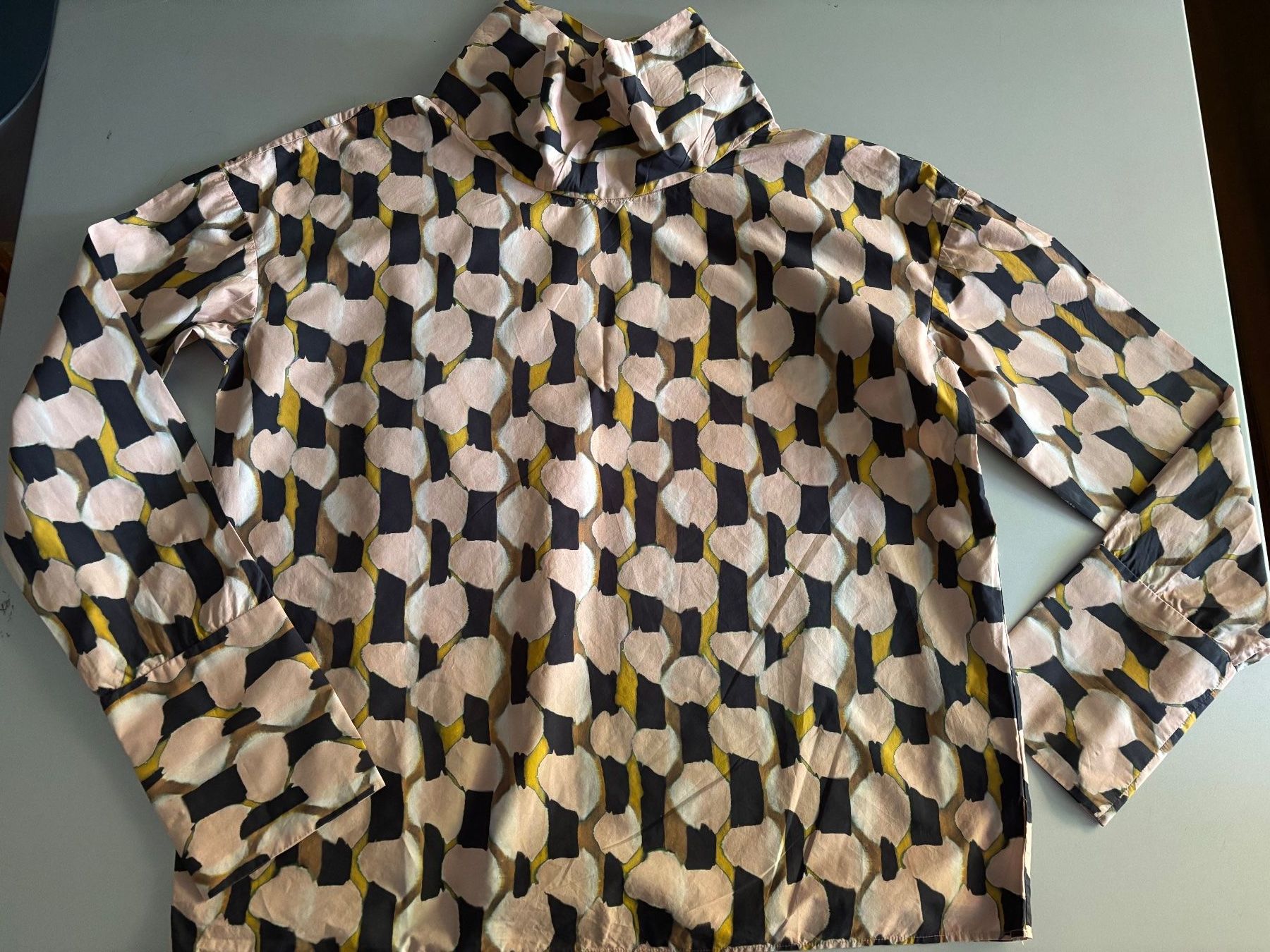 Cos Camicette: Bluse von COS – Usato da Zürich venduto da Ratten03