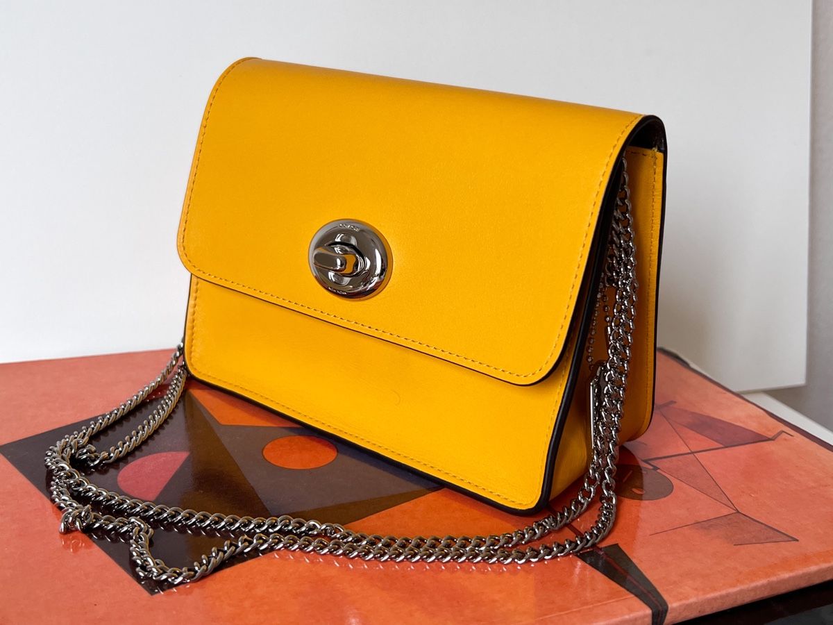 Furla Borse da donna: Wunderschöne gelbe Furla Tasche! – Usato da Fischbach LU venduto da Dear.Luki 2