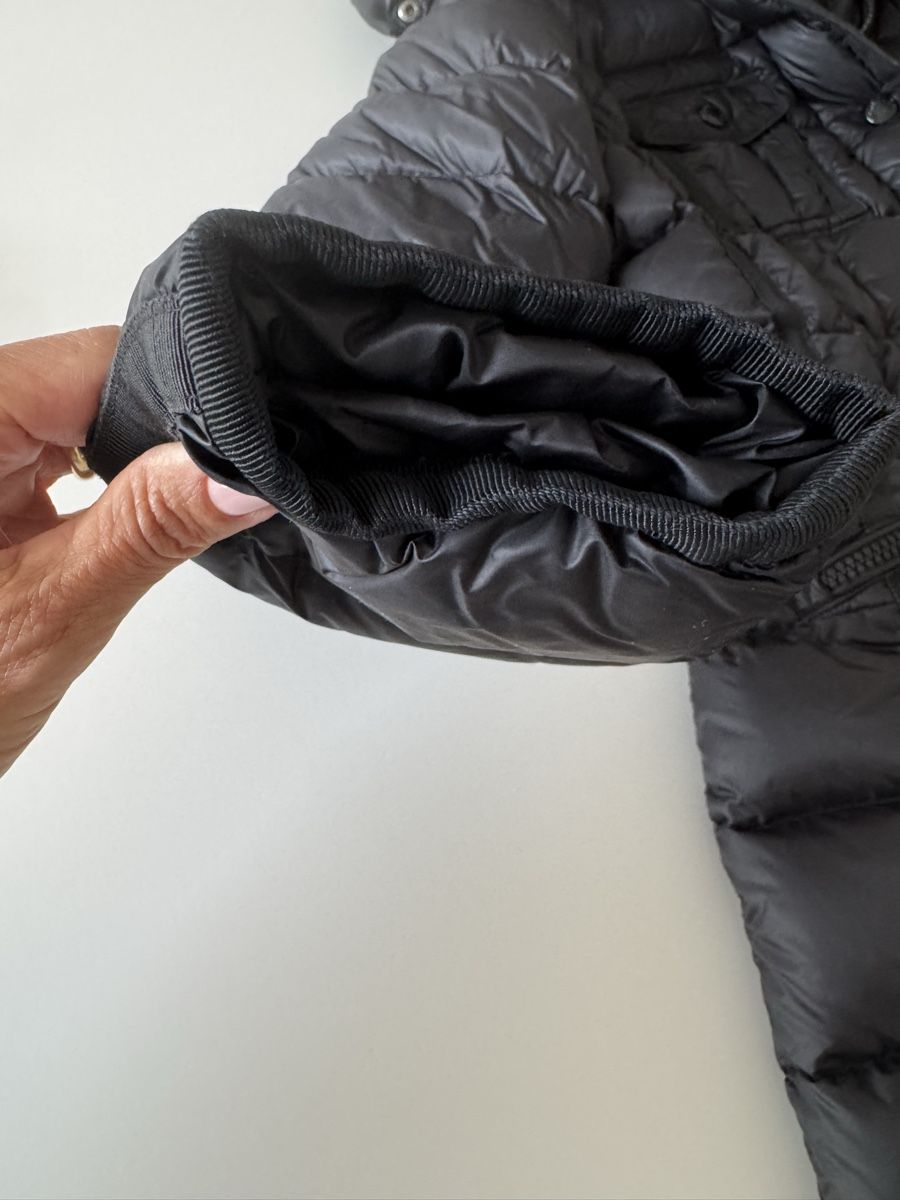 Moncler Mäntel: Monclair Daunenmantel mit Fellkragen – Gebraucht aus stachen von Esther09 3