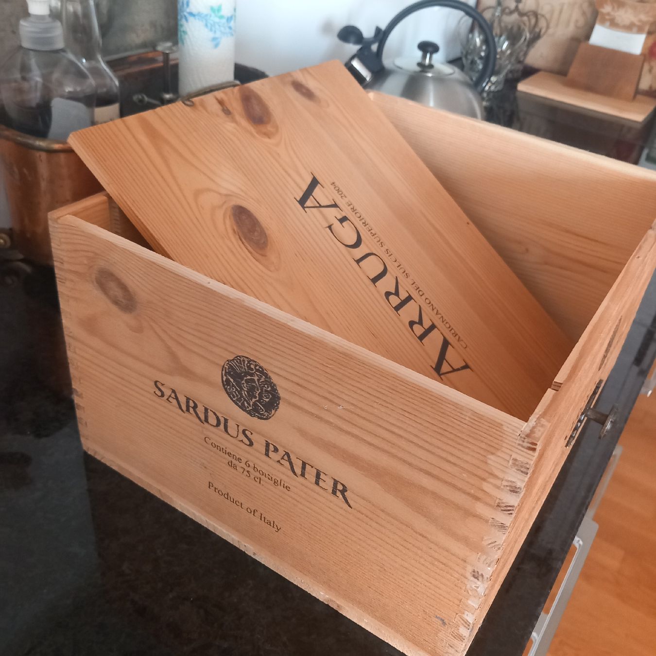 Sonstiges: Eine Holz Weinkiste mit Griff – Gebraucht aus Aegerten von gismolini 5