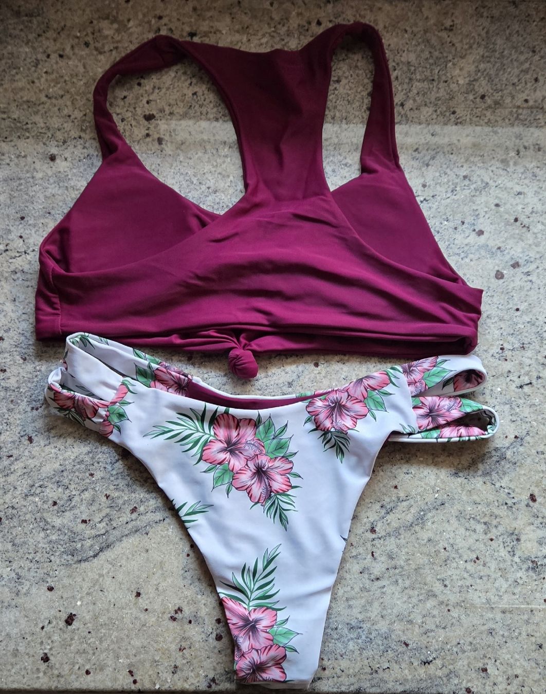 Zaful Maillots de bain & Bikinis: Bikini Damen Grösse M neu Lila Blumenmuster – Neuf (Voir description) à Ettingen par ssc_dsr2 1