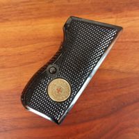 Griffschalen SIG P210 /P49 mit Goldvreneli Replica Einlage