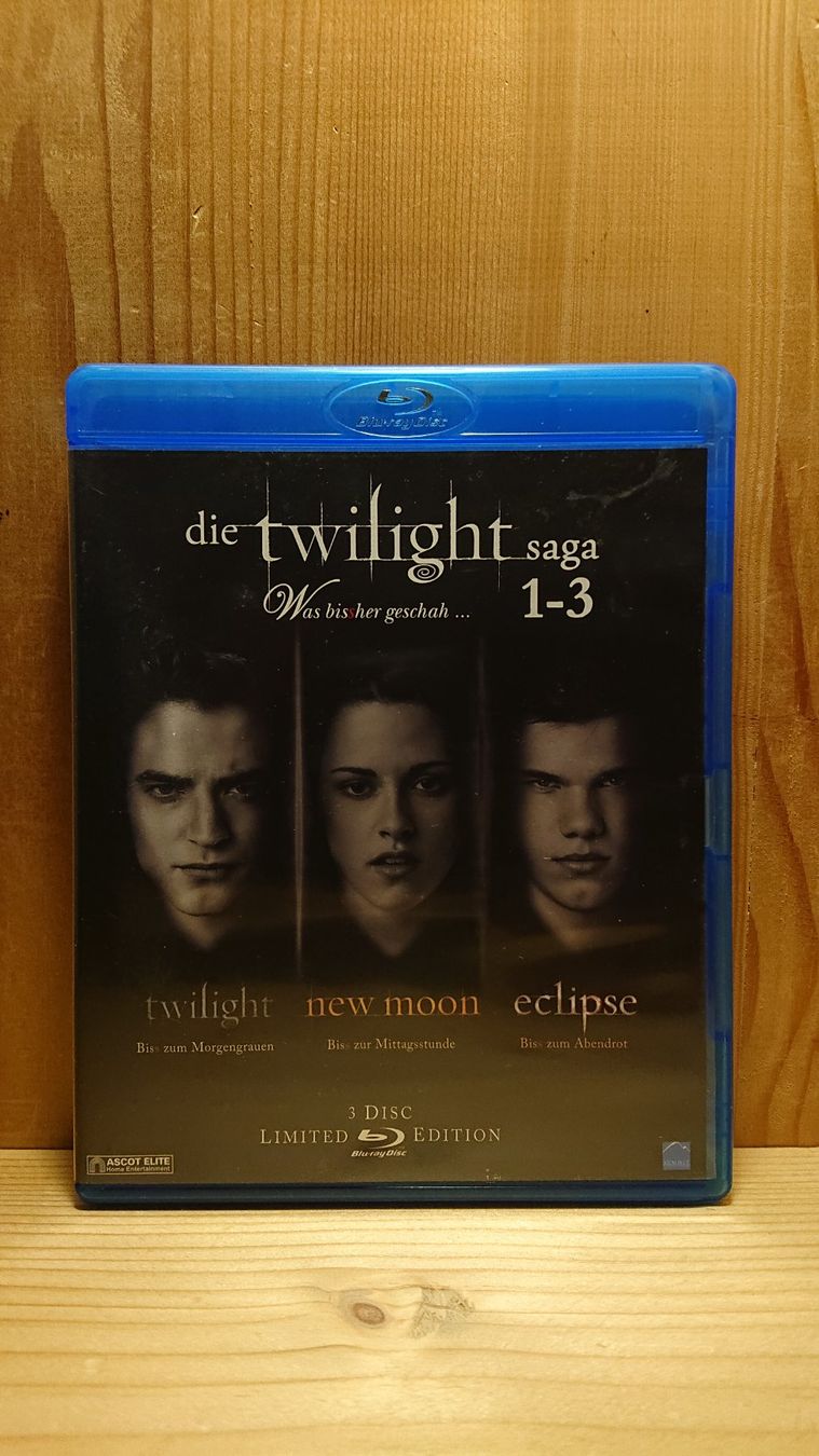 Alle DVDs: DIE TWILIGHT SAGA 1 bis 5 auf Blu-Ray – Gebraucht aus Wilderswil von Exebub 1