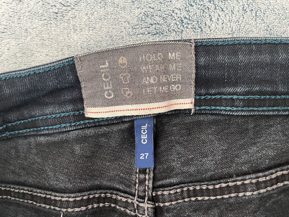 Cecil Jeans: Cecil Jeans Floral Print Gr. 27 – Nuovo (secondo la descrizione) da Gümligen venduto da caron__ 3