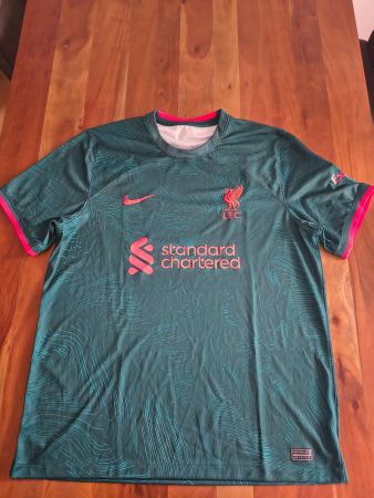 Fussballtrikot Liverpool Nike grün Grösse XL gebraucht