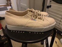 Beige Suprega Schuhe