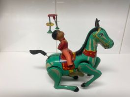 Akrobat Zirkus Jongleur Reiter auf Pferd  Uhrwerk i.O.