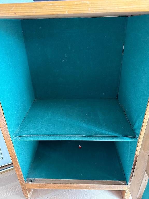 Vetrine: Meuble vitrine parfait état  – Usato da Preverenges venduto da mih_vqg5 1