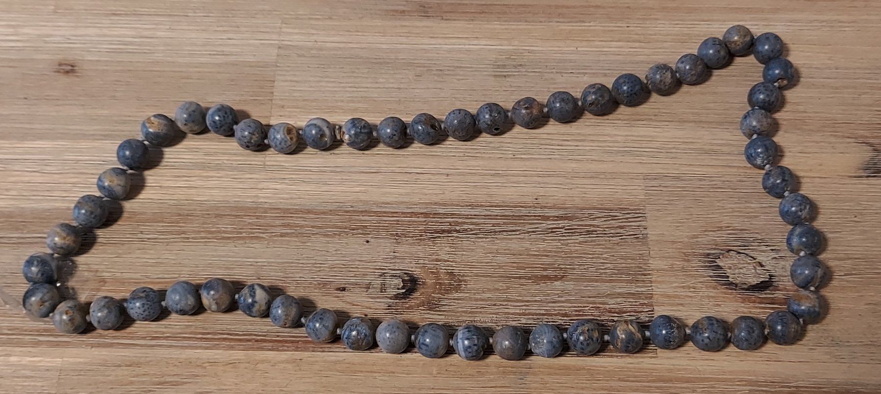 Catenine: Neue blaue Apatit Halskette 70 cm – Nuovo e nell'imballaggio originale da Basel venduto da Mazzo84