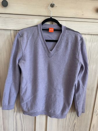 Boss Pullover V-Ausschnitt 100% Schurwolle lila