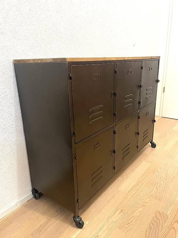 Credenze: Buffet industriel et roulettes Wayne (maisons du monde) – Usato da Châtelaine venduto da sal_65gn 2