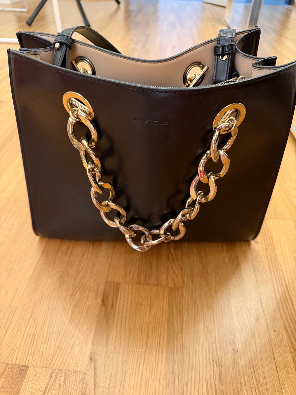 Mango Borse da donna: Tasche 33x30x10cm – Usato da Schübelbach venduto da flo_z6vh