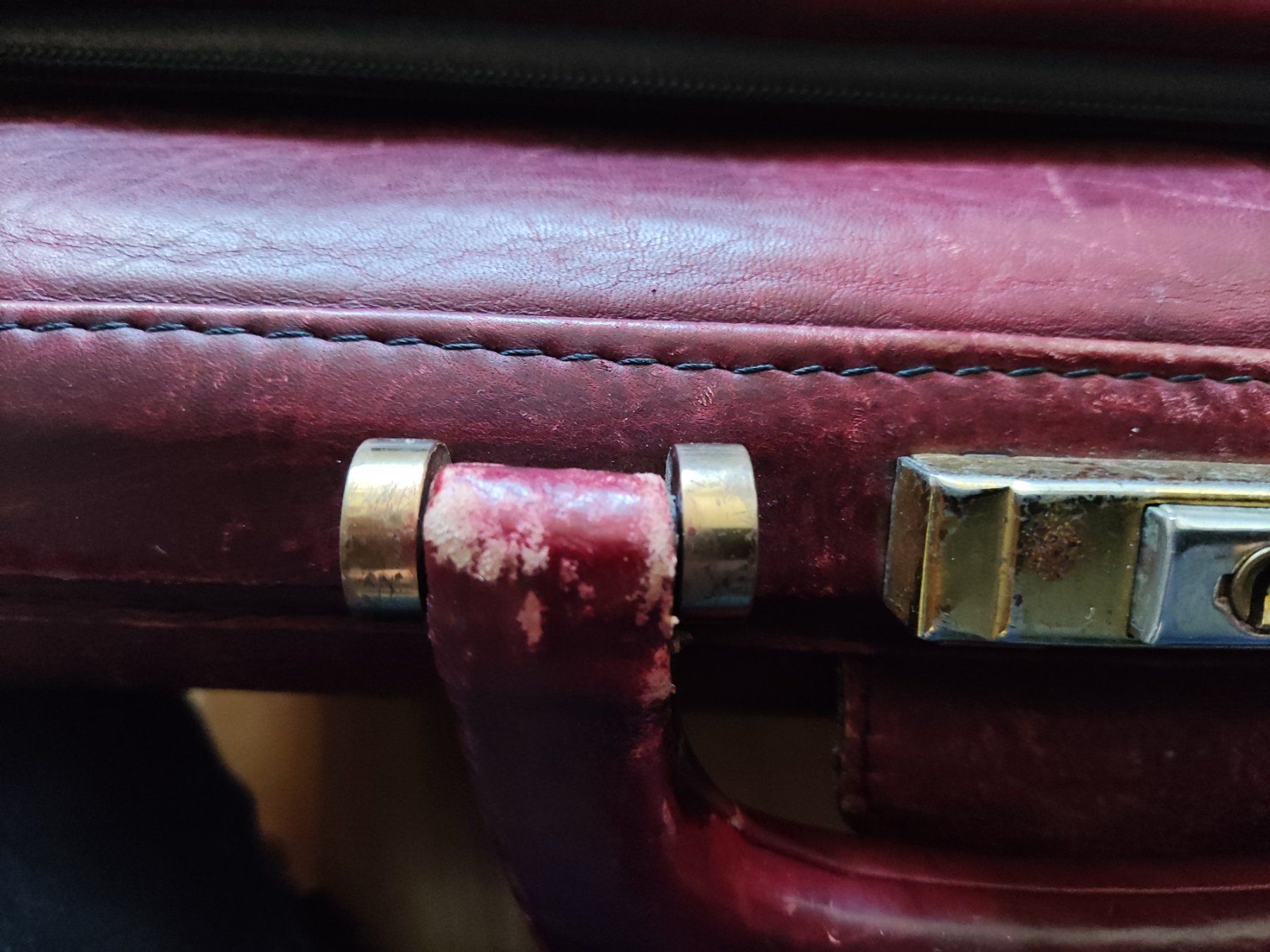 Valigie & Borse: Vintage Leder Mappe Assima – Usato da Solothurn venduto da Csw1 8