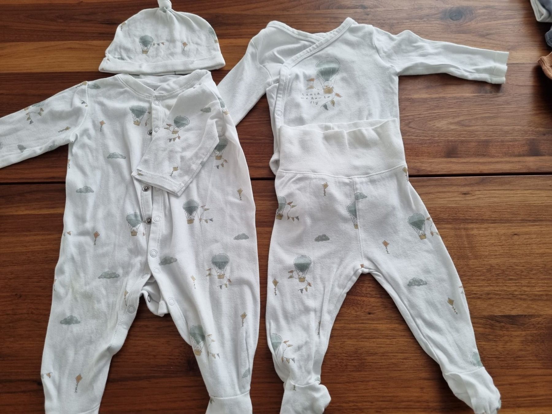H&M Lotti di vestiti: Babykleider Set Gr 62 – Usato da Volketswil venduto da Biin