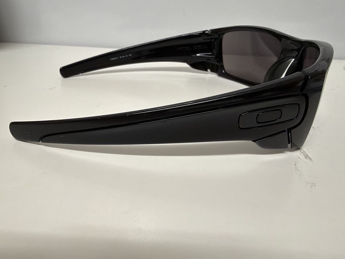 Oakley Occhiali & Lenti: Oakley Fuel Cell Sonnenbrille – Usato da Hunzenschwil venduto da sputnik26 3