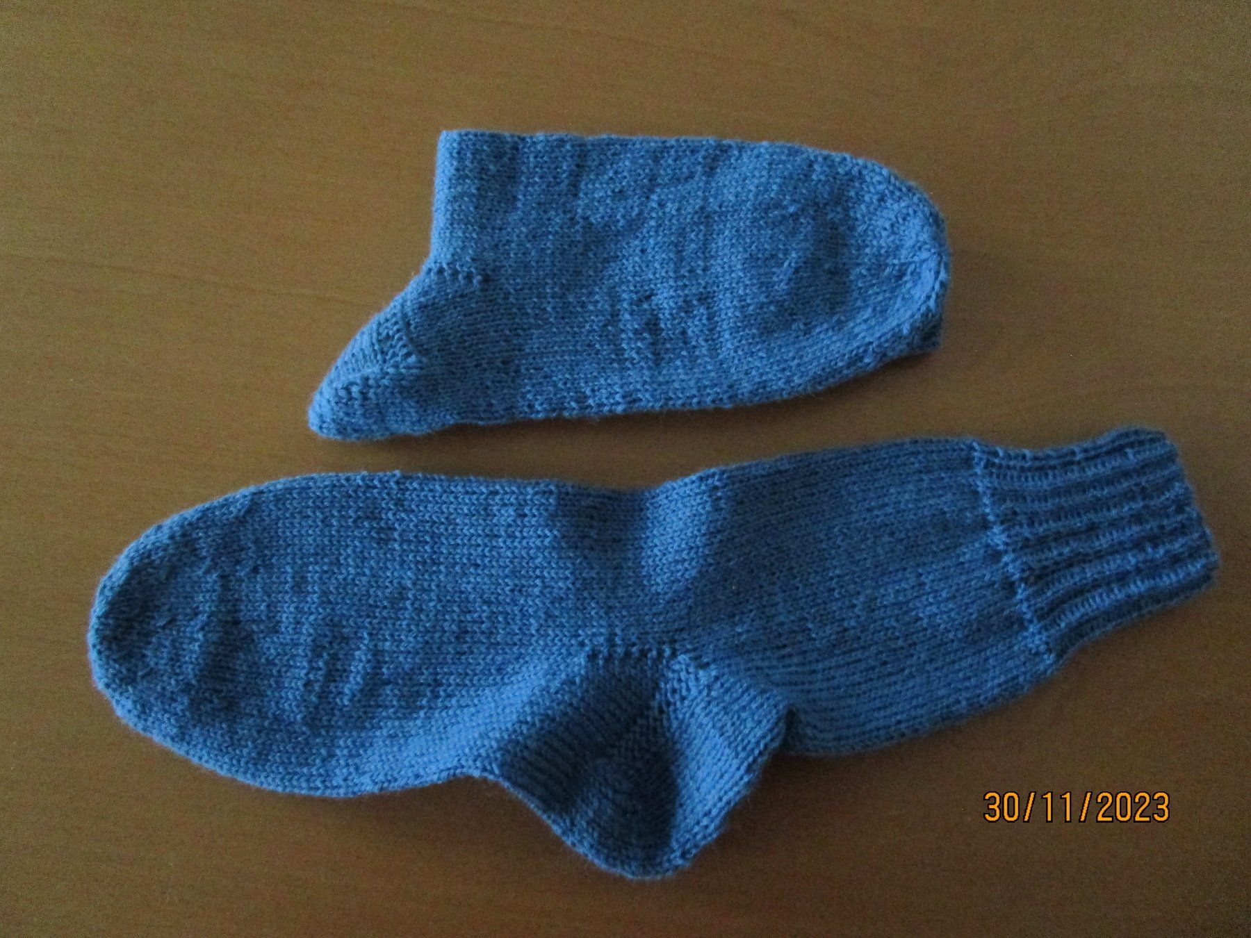 Calze: handgestrickte Socken Gr. 44/45 – Nuovo (secondo la descrizione) da Ursenbach venduto da gruenblau 1