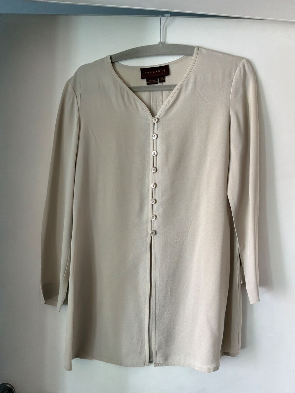 Camicette: Seidenbluse, beige, Gr. 38 - SOMMERAKTION – Usato da Bremgarten AG venduto da Belana0