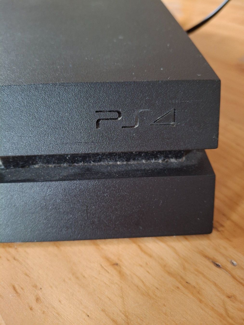 Sony Consoles: PS4 – D'occasion à Richterswil par Shian 5