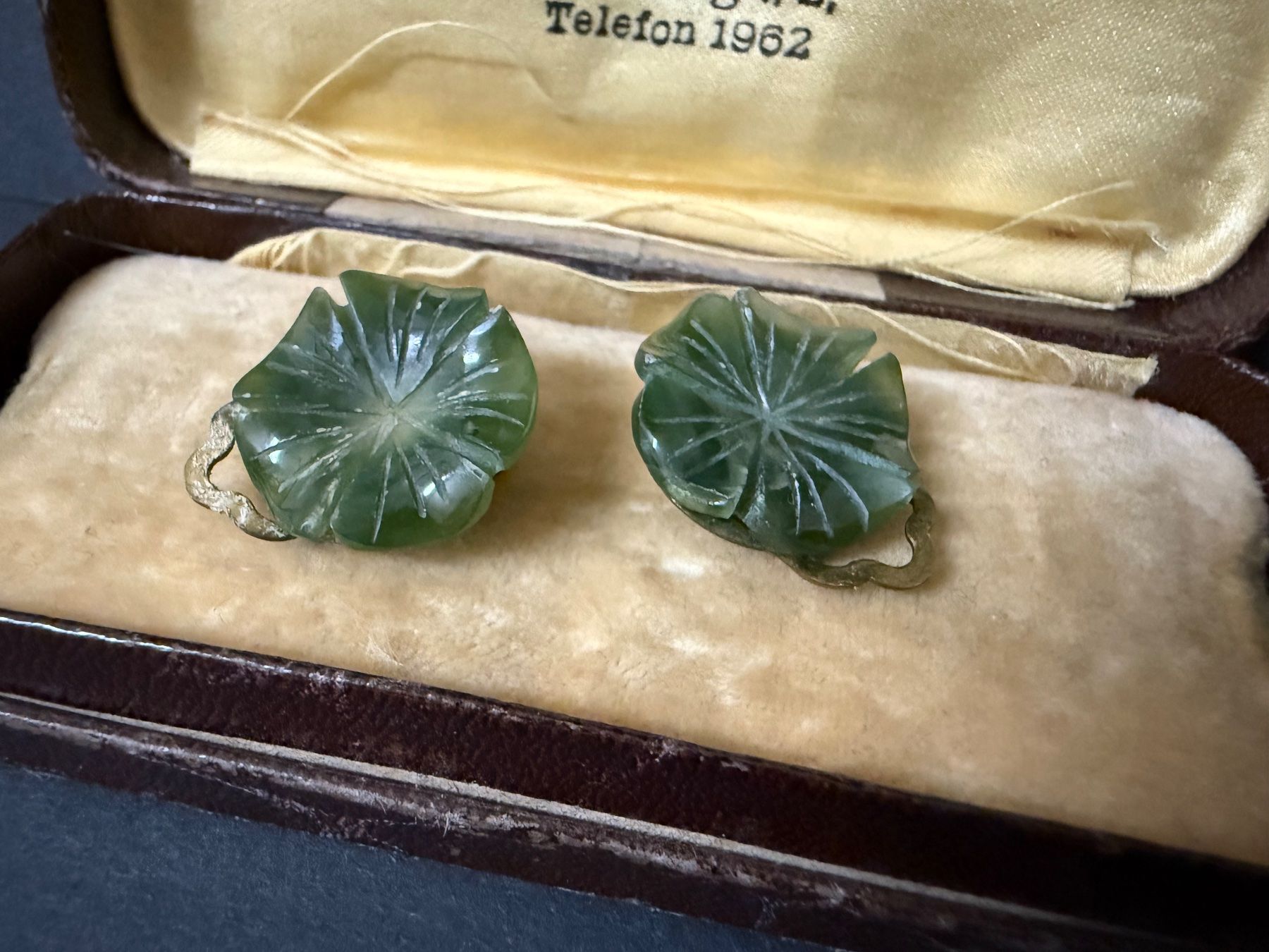 Orecchini pendenti & Orecchini a lobo: Vintage Jade Ohrclips – Usato da Spiegel b. Bern venduto da Rogger72 1