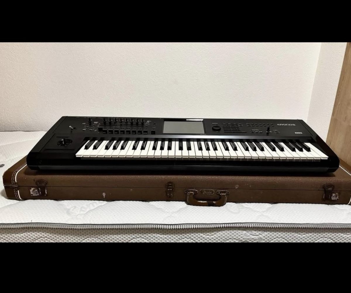 Korg Musikinstrumente: Korg Kronos – Gebraucht aus Glarus von B2K 3