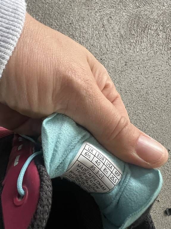 Dynafit Scarpe da donna: Dynafit Trekkingschuhe / Trailrunning Grösse 39/40 Gore-Tex – Nuovo (secondo la descrizione) da Bellach venduto da Fschoenbaechler 2