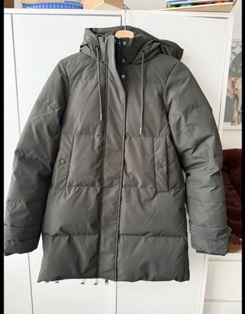 Brand New Winter Jacket 🧥