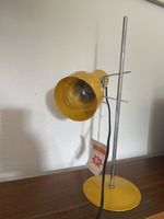 Tischleuchte gelb Metall Vintage Zustand gut