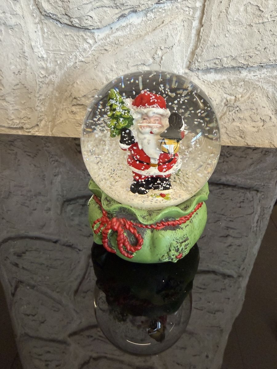 Alle Dekorationen: Schneekugel Weihnachtsmann – Gebraucht aus Grenchen von Bastet007