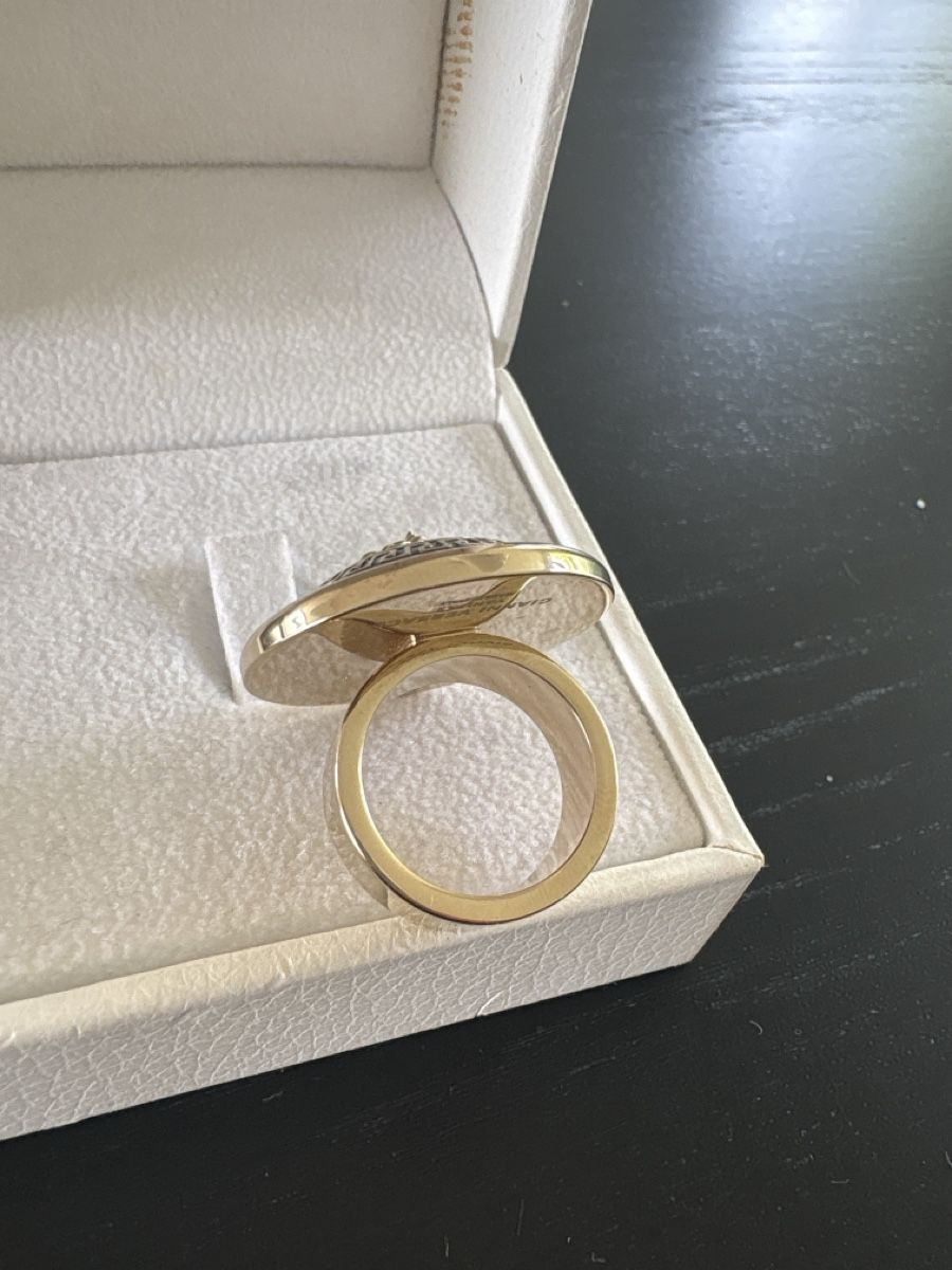 Versace Anelli: Versace Medusa Ring, mit Box - Original – Nuovo (secondo la descrizione) da Uitikon Waldegg venduto da JanicaGe 2