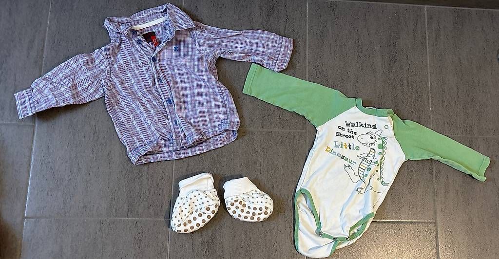 Lotti & Set di vestiti: Kleiderpaket Junge Grösse 74  (23 Teile) – Usato da Humlikon venduto da Pflanze2 7