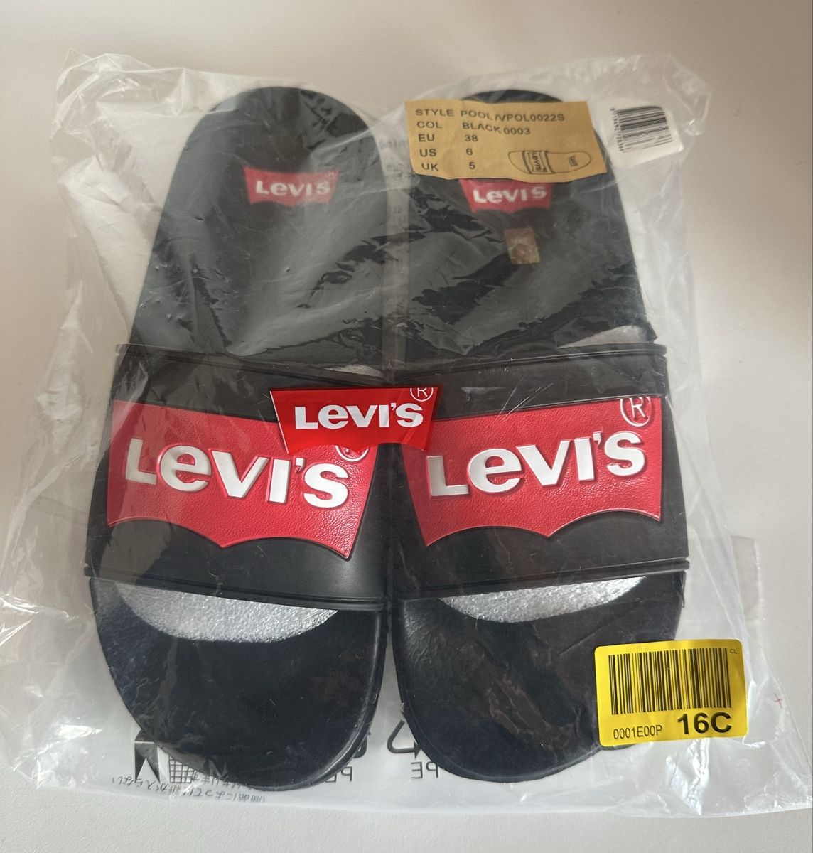 Levi's Herrenschuhe: Slide mules Levi’s **NUOVE** – Neu und originalverpackt aus Castel San Pietro von Moregi 7