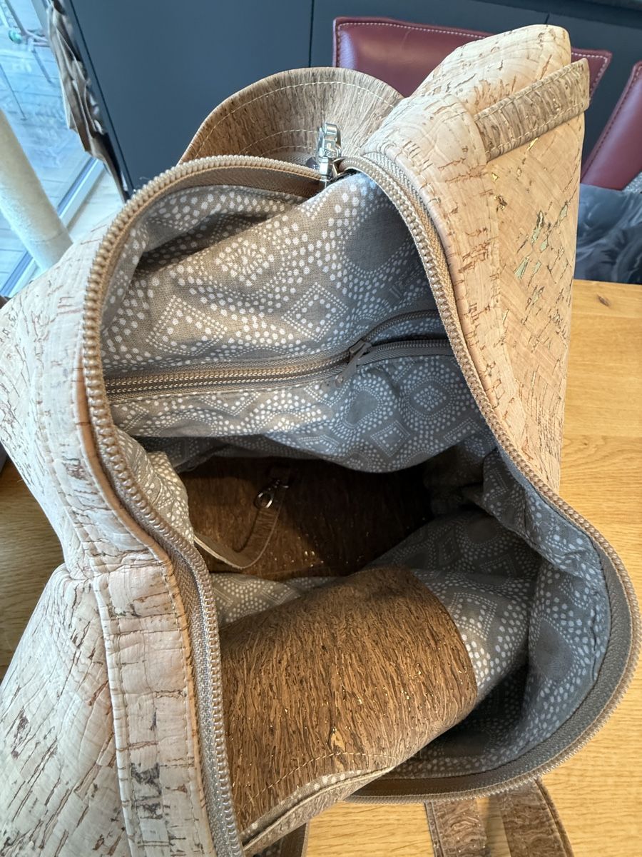 Zaini: Kork-Rucksack – Usato da Adligenswil venduto da Esthee 4