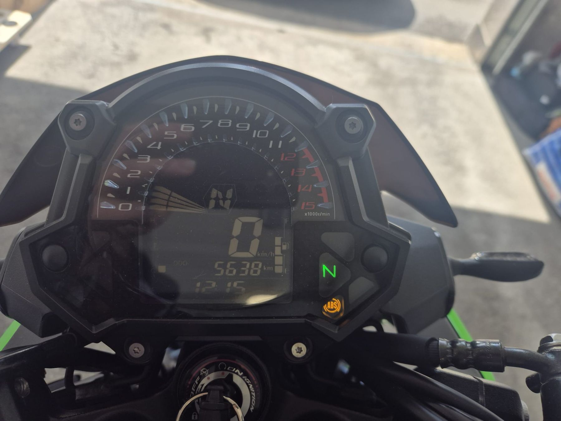 Kawasaki Strasse: Kawasaki Z400, JG 2023! – Neu (gemäss Beschreibung) aus Wolhusen von fel_7pxg 7