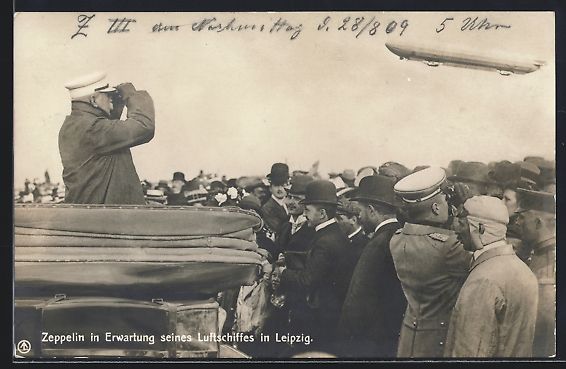 Foto & Poster: Leipzig, Graf Zeppelin mit Feldstecher i – Usato da Berlin venduto da bartko-reher