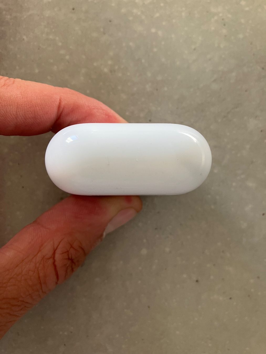Apple Kopfhörer: APPLE Air Pods 4 – Gebraucht aus Lausanne von mr.v 9