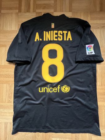 Original Iniesta FC Barcelona 2011/12 Trikot L