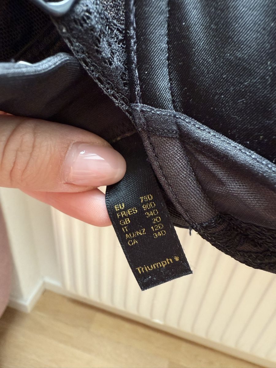 Triumph Altra biancheria intima: Triumph BH, schwarz, Grösse 75D – Usato da Zürich venduto da tina_lea 1