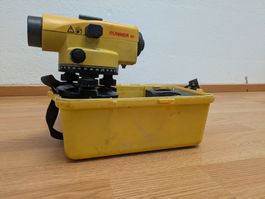 Nivelliergerät LEICA Runner 20