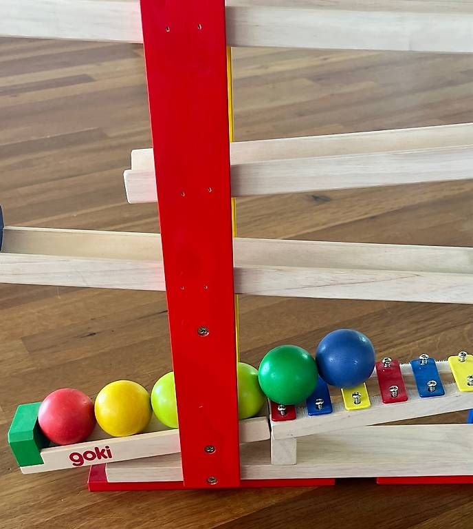 Giocattoli: Goki Holzkugelbahn mit Xylophon – Usato da Bellikon venduto da Ndorfer 1