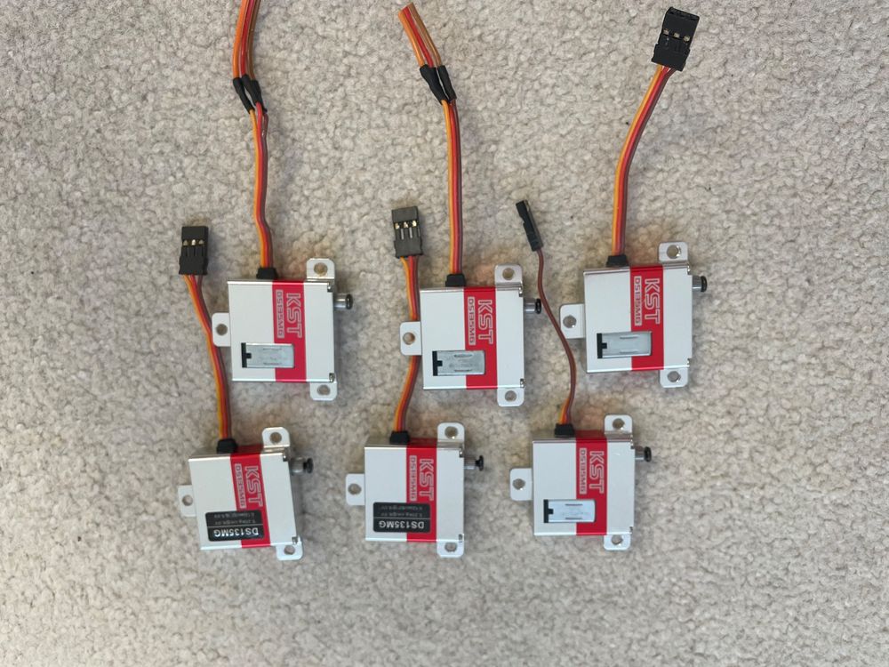 KST DS135MG MiniServo. 6 Stück Kaufen auf Ricardo