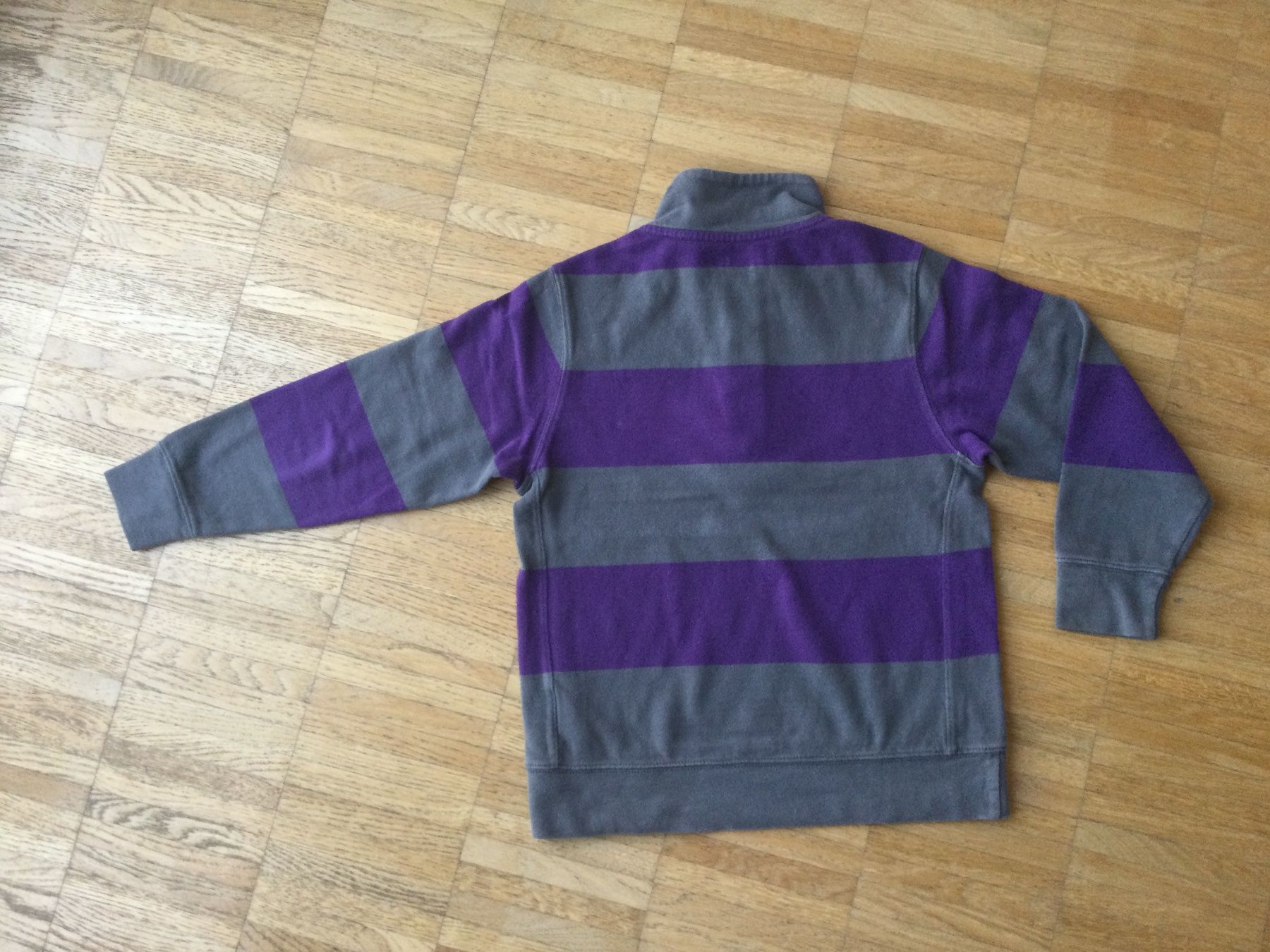 Gap Maglioni & Felpe: Kinder Pulli Gap Grau, Gr 122 – Usato da Zürich venduto da VorlonShadow 1
