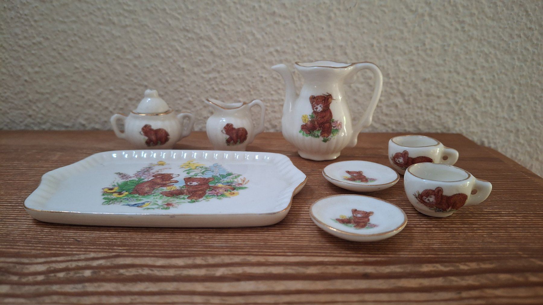Puppenhäuser & -möbel: Miniatur Service mit Bärenmotiv – Gebraucht aus Rain von barney03 2