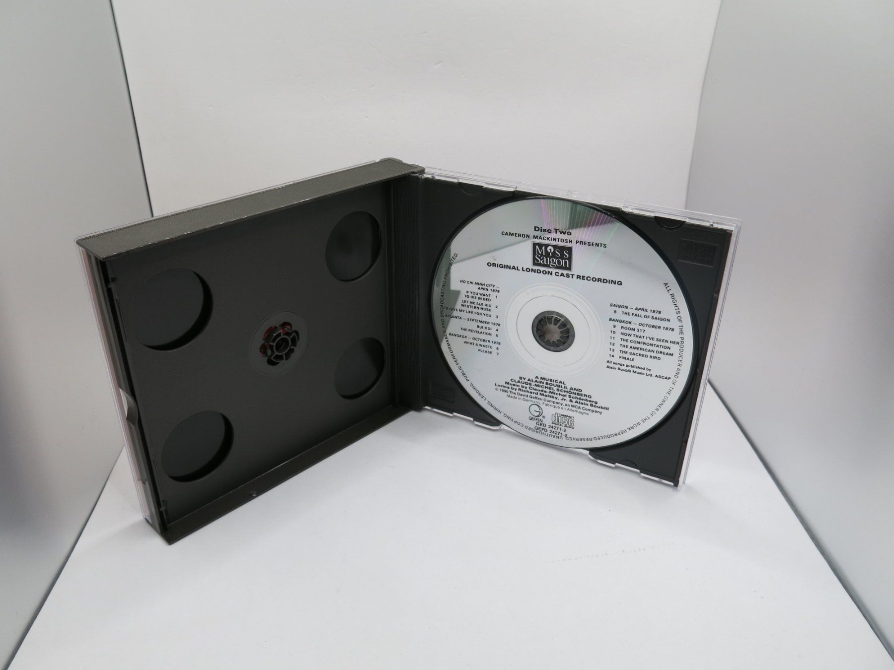 CDs: 2 CD Box Set: Miss Saigon – D'occasion à Ernetschwil par luisvonerni 2