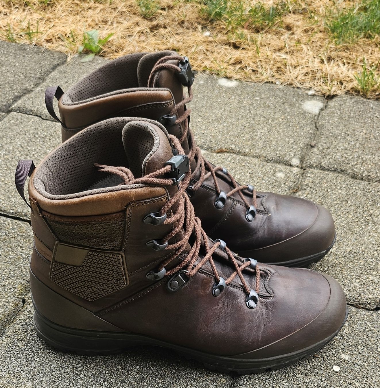 Schweizer Armee Scarpe da uomo: Militär Wanderschuh – Usato da Baar venduto da Baydiwaydi