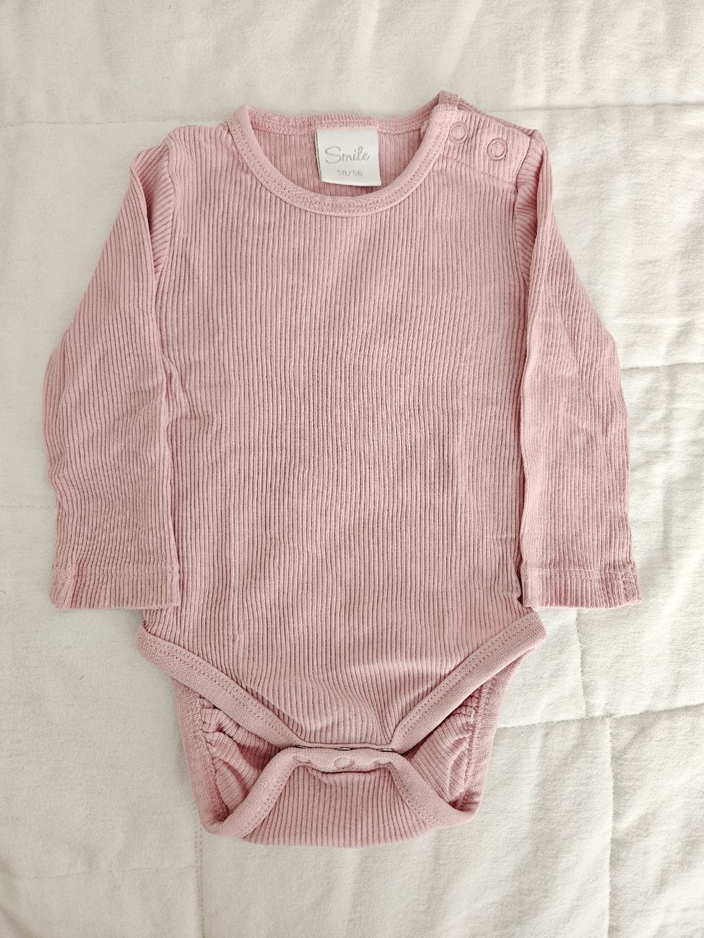Chemises, Tops & T-shirts: Baby Long-Sleeve Bodysuit – D'occasion à Zürich par mer_jld9 1