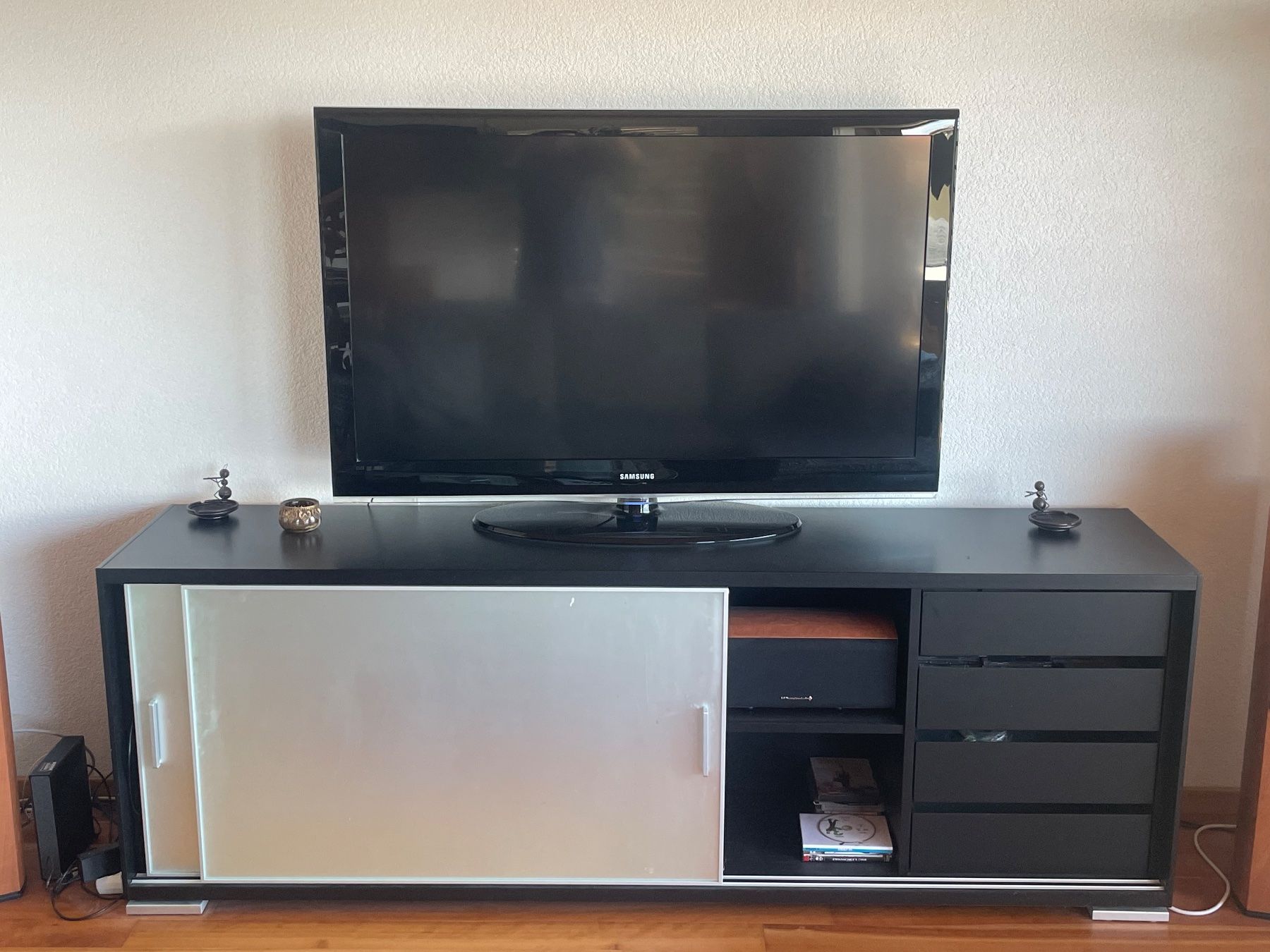 Pfister Mobili TV: Sehr schönes Sideboard – Usato da Goldiwil (Thun) venduto da snoozers 1